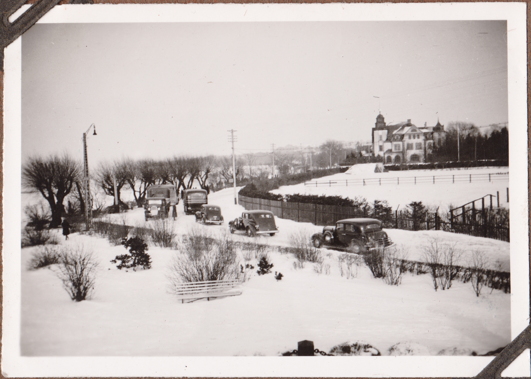 Tallinn - view of the Russalka monument, the beginning of Pirita road, Fahle villa (architekt Jacques Rosenbaum)