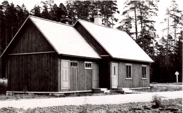 foto remontööri elumaja Sõmerpalu silla lähedal
