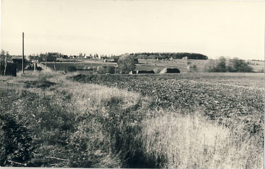 Vaade Laekvere poolt Kellavere mäele