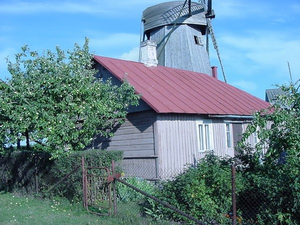 Residential building Angla Tedre Farm at the wind of the Saare County Leisi County