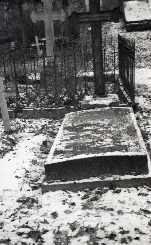 Kudjape kalmistu: Martin Körberi haud