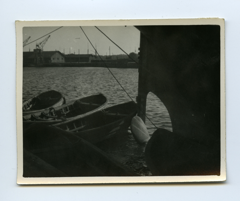 Aurulaev "Eestirand" Tallinna sadamas enne reisi Islandile, päästepaadid