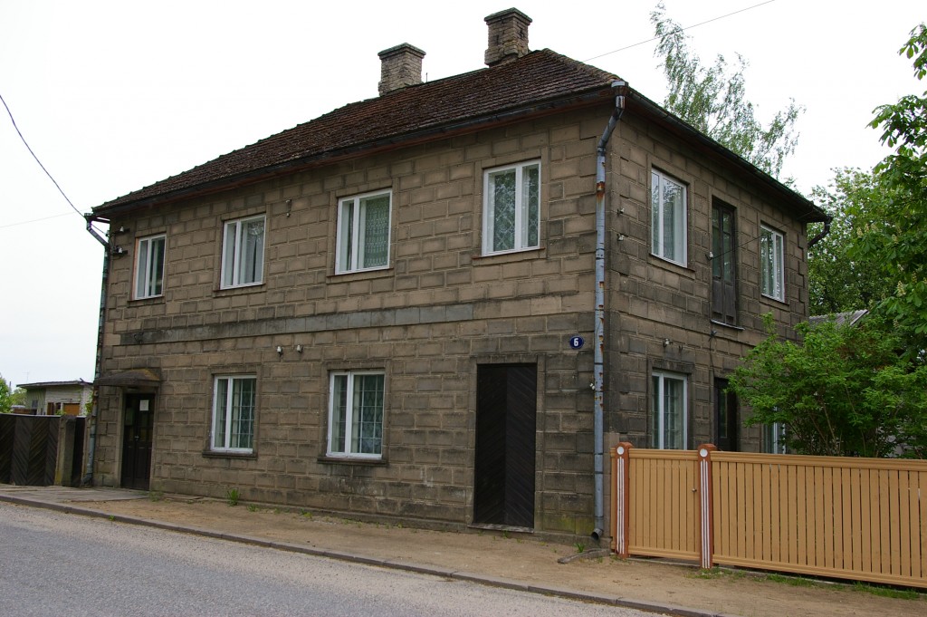 Residential and commercial building Võru county Antsla county Põllu tn 6