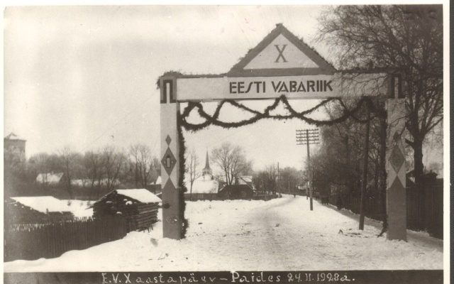 fotokoopia, auväravad Tallinna tänaval Paides 1928.a.