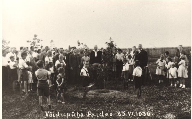 fotokoopia, võidupüha tähistamine Paide linna staadionil 1936.a.