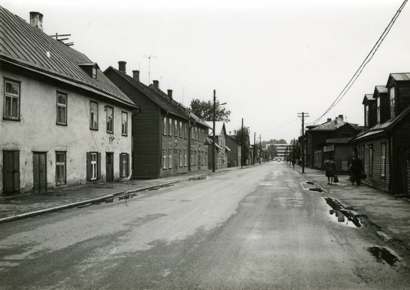 Uus tänav. Tartu, 1981.