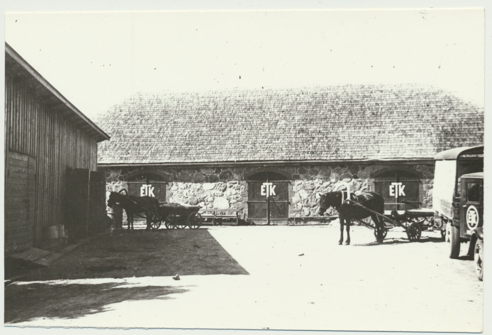 foto Halliste khk, Abja, Eesti Tarvitajate Keskühisuse laod u 1935