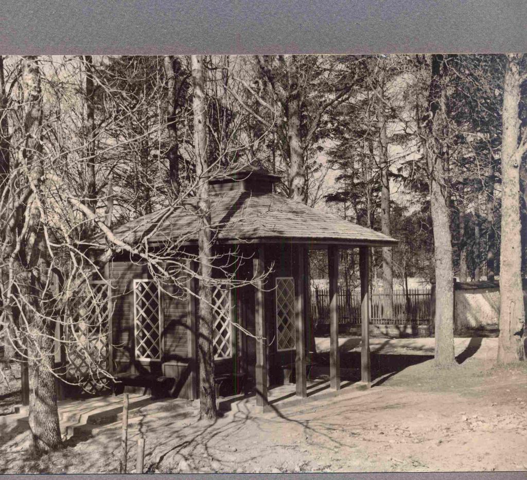 foto autobussipaviljon Arknas