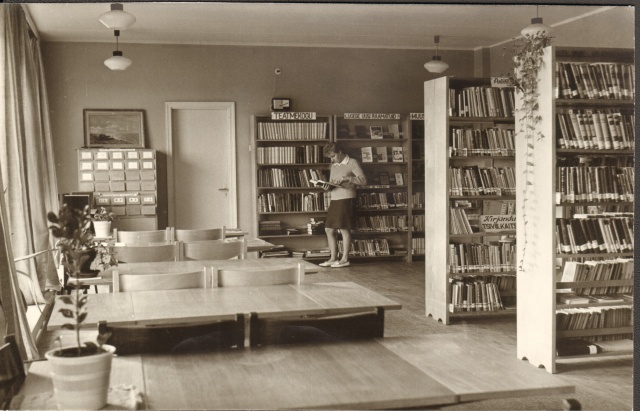 foto, Väätsa raamatukogu sisevaade 1971.a.