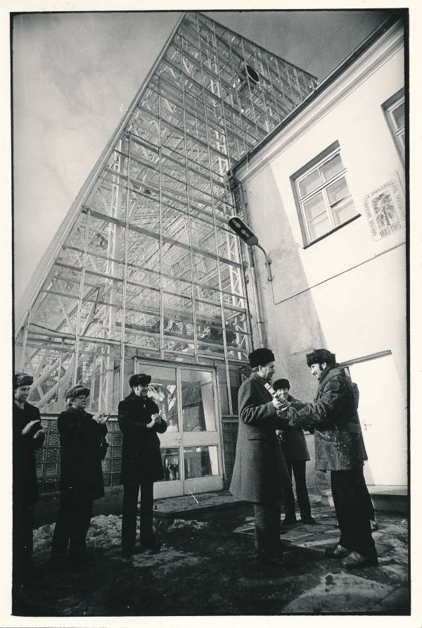 Tartu ülikooli botaanikaaed: uue palmihoone avamine. Tartu, 27.02.1984.  Foto Malev Toom.