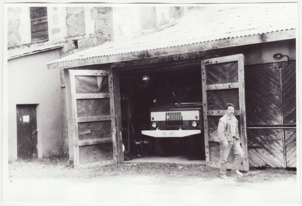 Jäneda tuletõrjeauto garaaž, 1996.a.