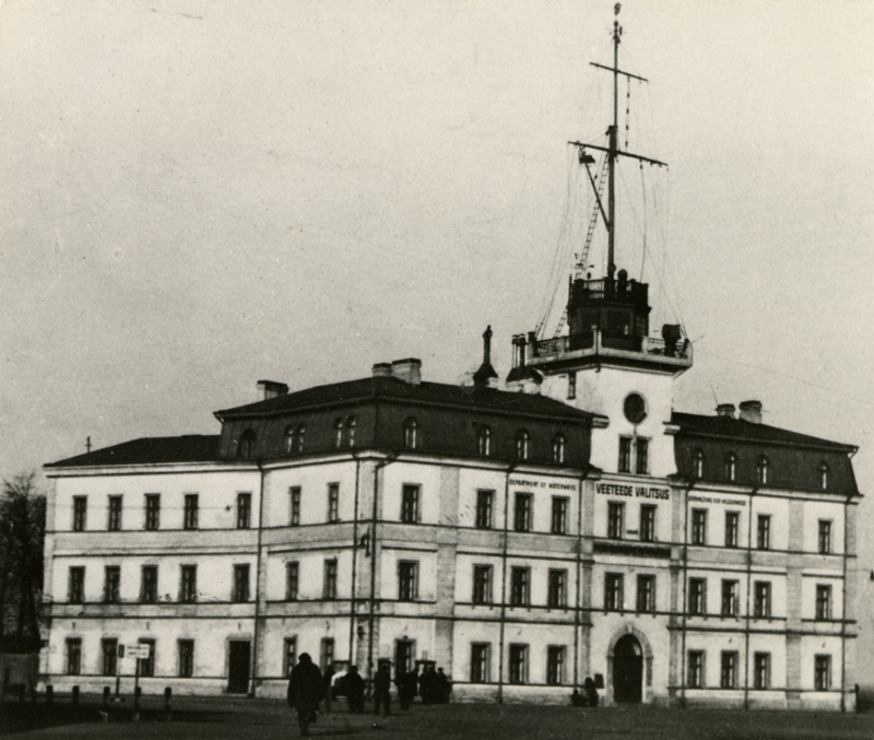 Veeteede Valitsuse hoone Tallinnas, hoone vaade nurgalt