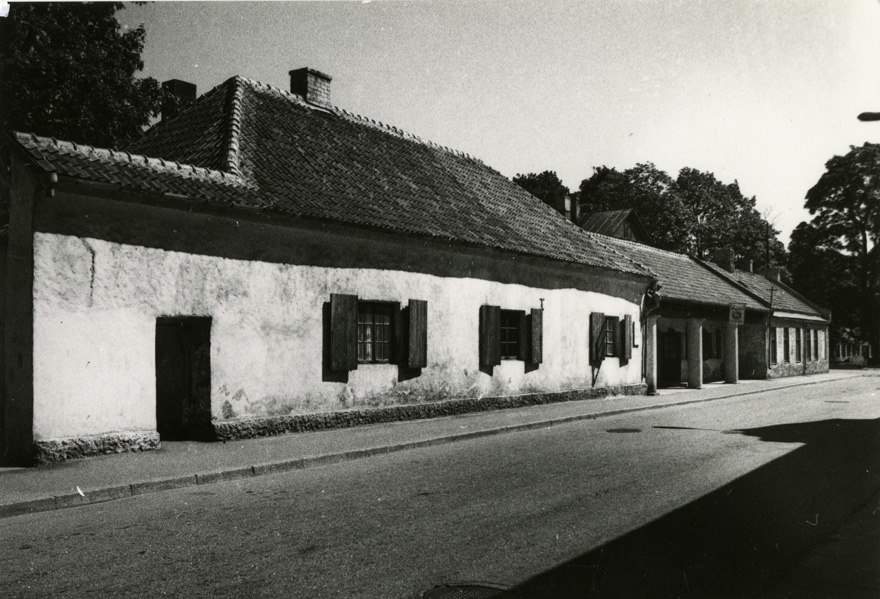 Hobupostijaam Pärnus Kuninga tn, algselt elamu