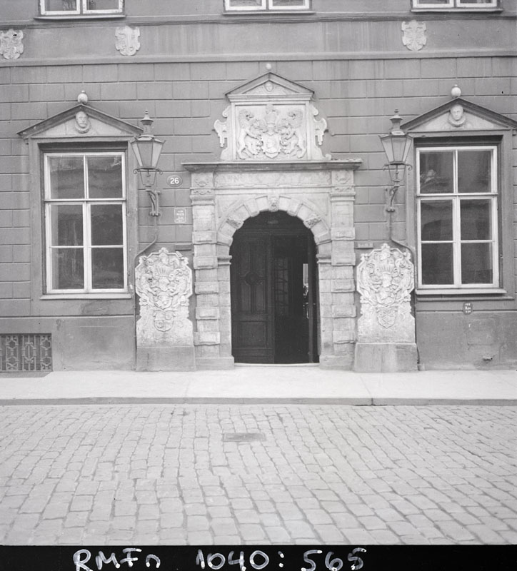 Tallinn, Mustpeade vennaskonna maja portaal