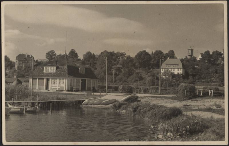 fotopostkaart, Viljandi, järv, spordiklubi, paadisild, mäeveerul elamud, Rosenbergi maja, Lutsu maja, veetorn, u 1925, ERKA FOTO (Tallinn)
