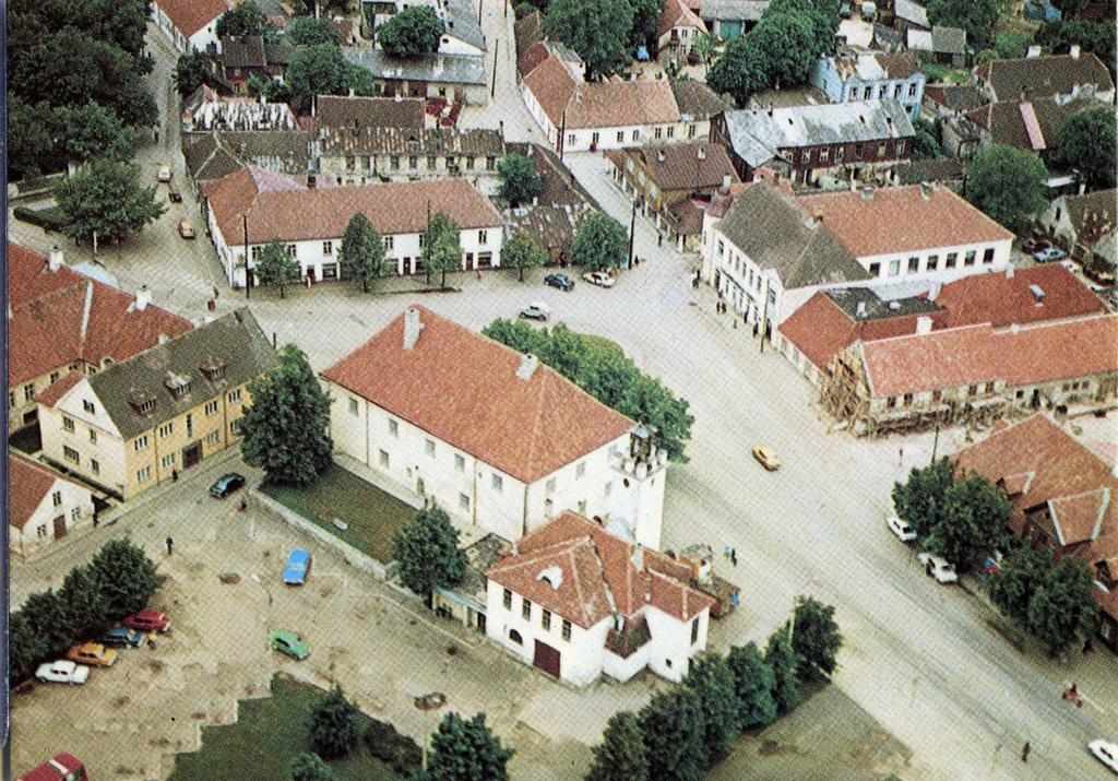 Postkaartide komplekt "Saaremaa"; Kuressaare kesklinn