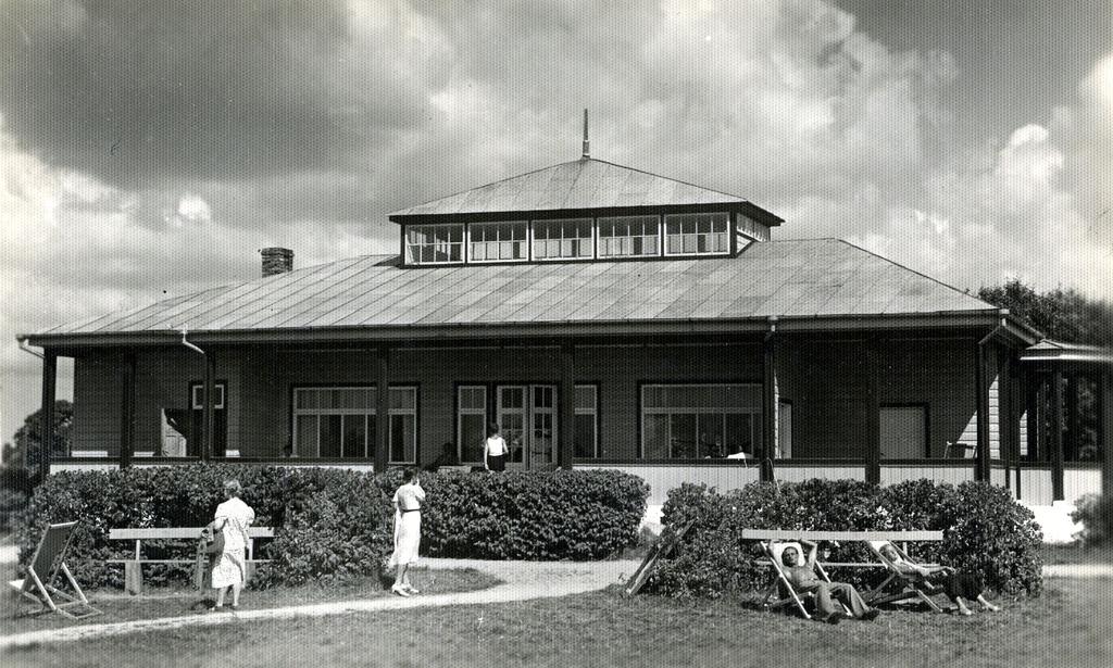 Kuressaare rand, rannakohvik