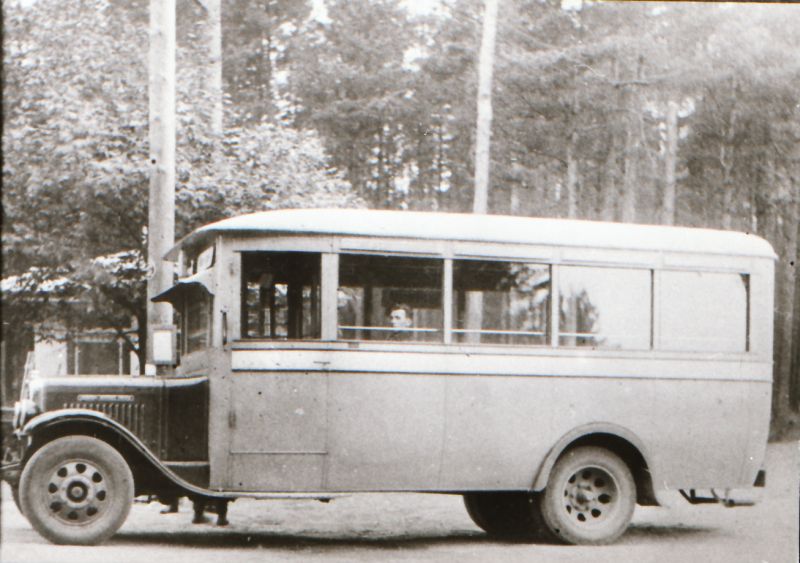 Fotonegatiiv. Ümberpildistused liiklusvahenditest Haapsalus ja Läänemaal 20. saj algusest kuni 1950ni.