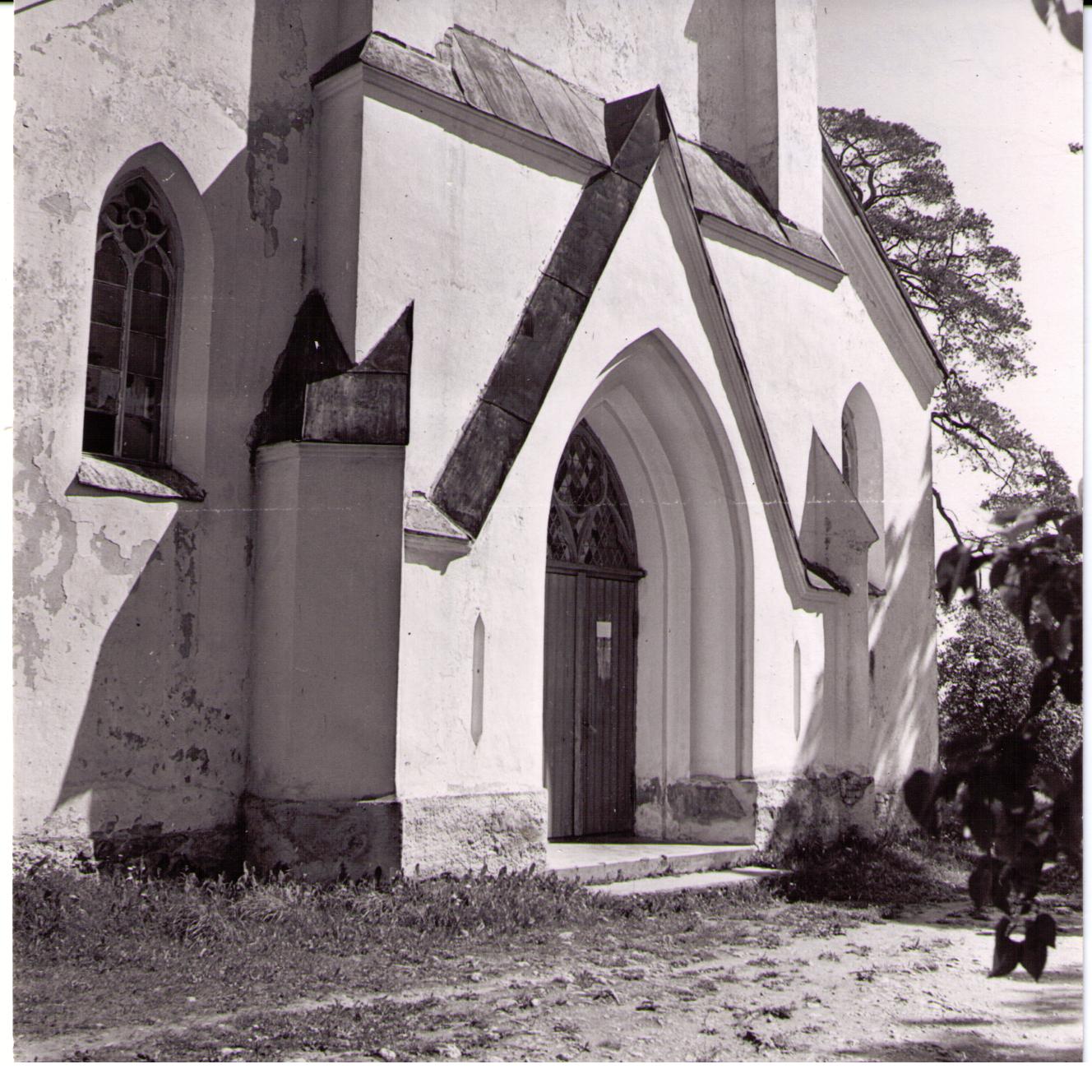 Iisaku kirik, 1975.a