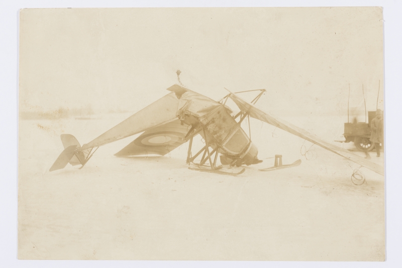 Alla kukkunud lennuk