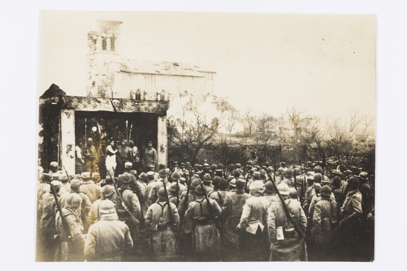 Sõjaväelaste meelelahutus: kontsert või näitemäng?