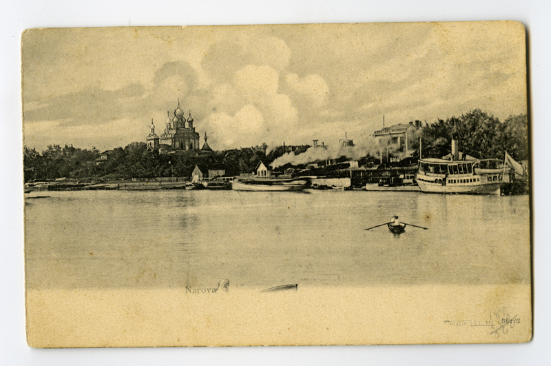 Fotopostkaart. Vaade üle jõe Narva-Jõesuu reisijate sadamale