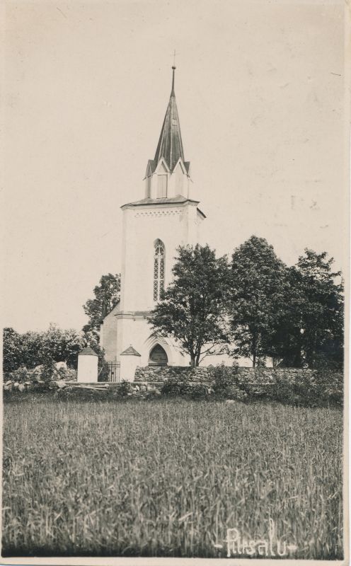 Foto. Piirsalu kirik. 1931. Mustvalge.