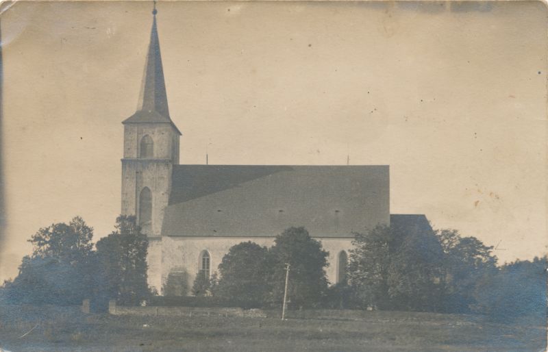 Foto. Kullamaa Püha Johannese kirik (Kullamaa Jaani kirik).