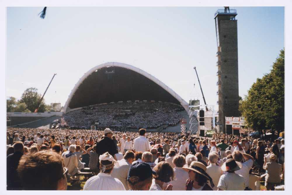 XXIII üldlaulupeo rongkäik Tallinnas 3.juulil 1999.a.