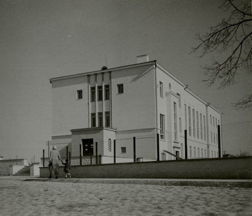 Eesti Panga Rakvere osakonna hoone, vaade hoonele. Arhitekt Ferdinand Adoff