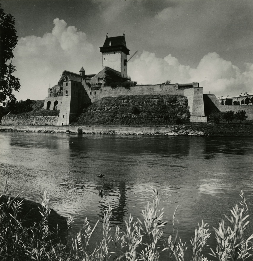 Narva Hermanni kindlus, vaade kindlusele