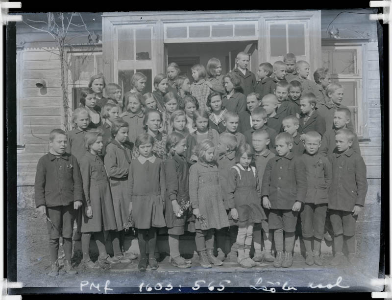 klaasnegatiiv, Lõõla algkooli õpilased 1932. a. paiku