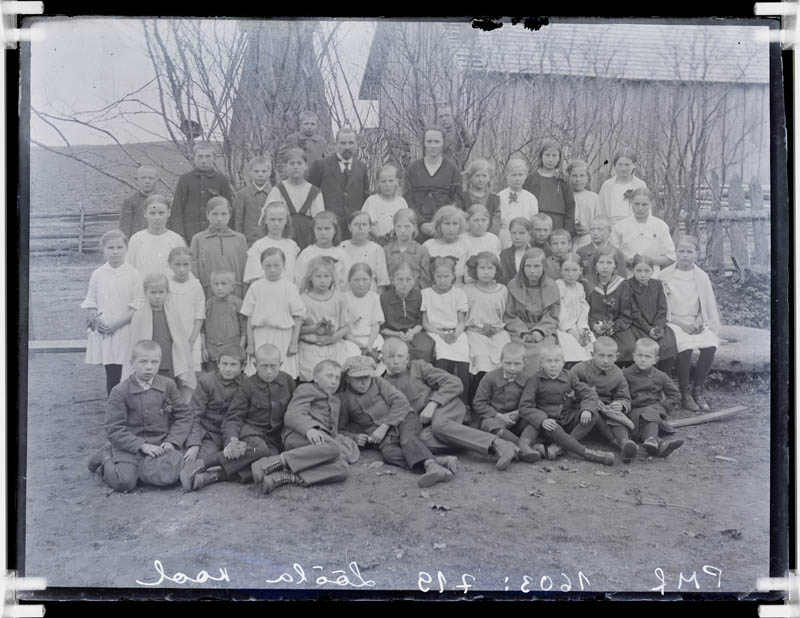 klaasnegatiiv, Lõõla algkooli õpilased 1910-20-ndad a.