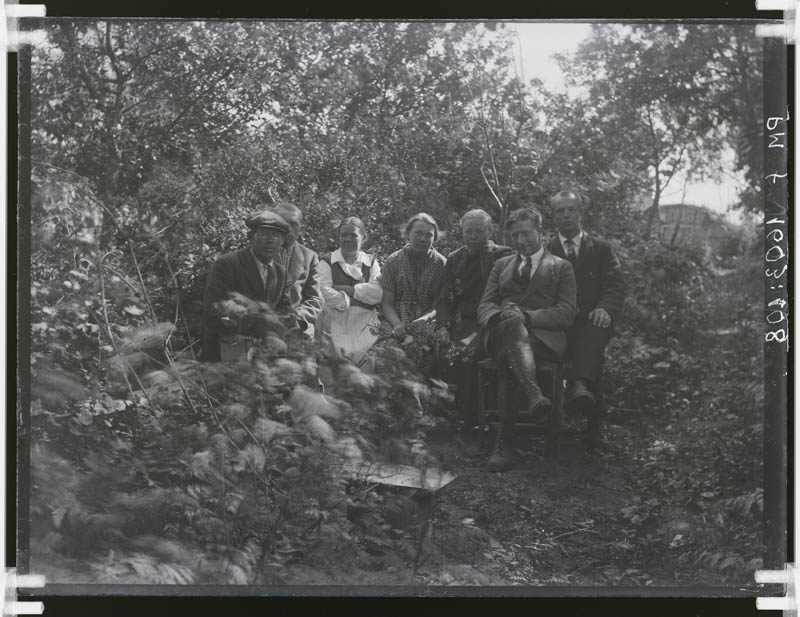 klaasnegatiiv, Kuuramatsi pere, Lõõlas 1925.a.