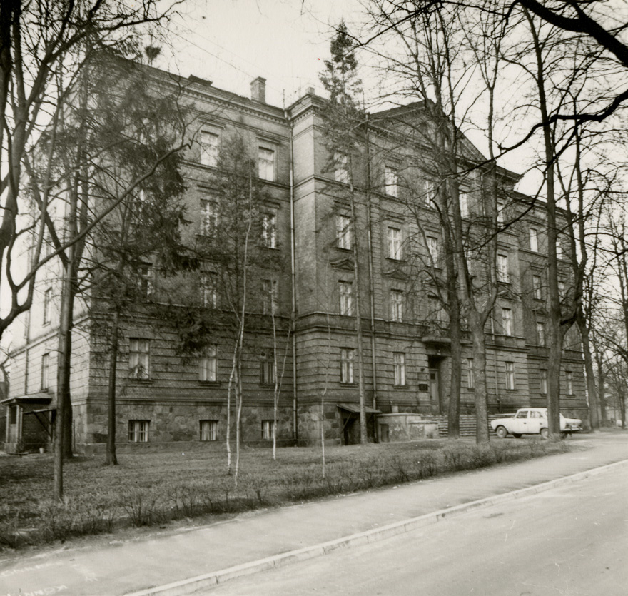 Endine ühiselamu, hilisem Ajalooarhiiv, fassaadivaade. Arhitekt Reinhold Guleke