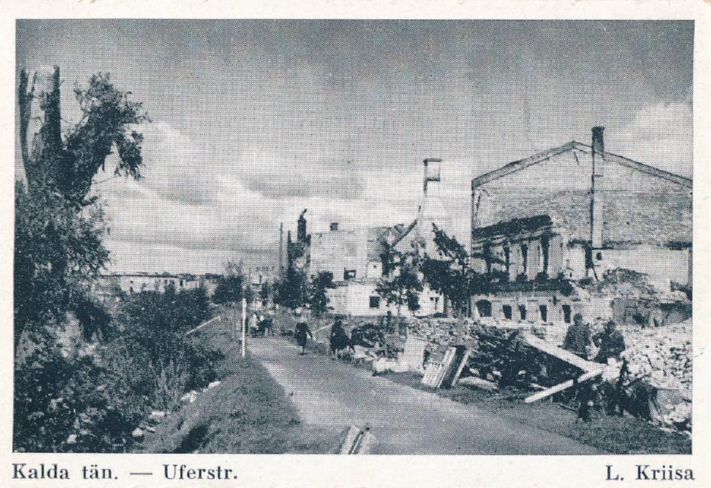 Tartu linnavaade. Kalda tn varemed. 1944.a.