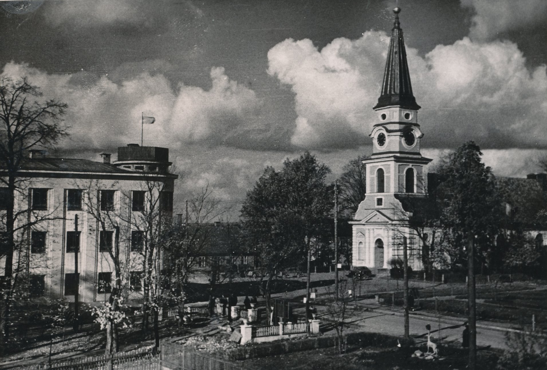 Foto Võru rajooni TSN TK hoone  1960-tel.