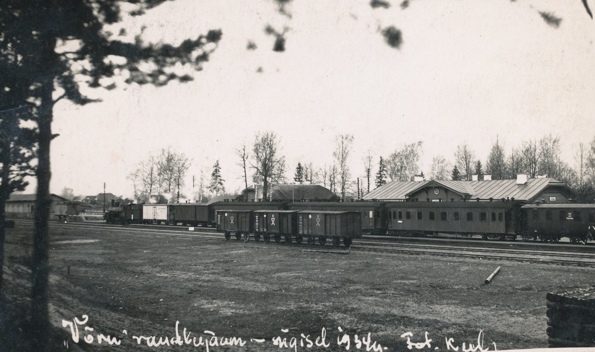 Foto Võru raudteejaam sügisel 1934