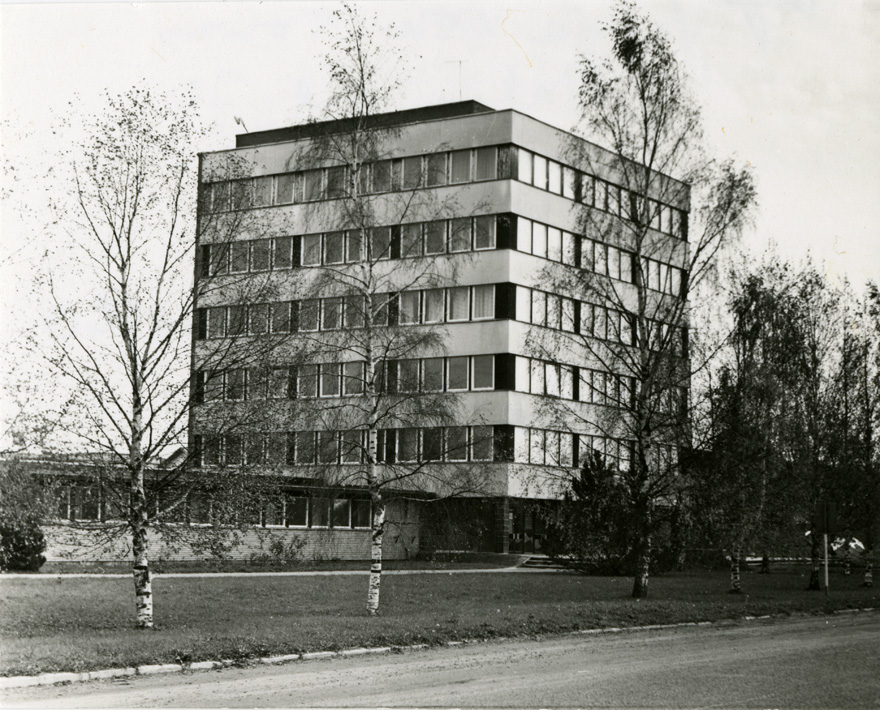 KEK-i hoone Valgas, vaade. Arhitekt Arvi Aasmaa