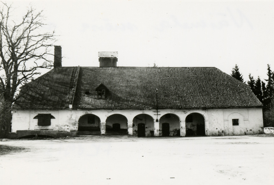 The Garden of Väimela Manor in the 1980s