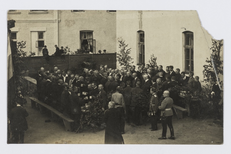 Nekrutiteks võtmine Viljandis