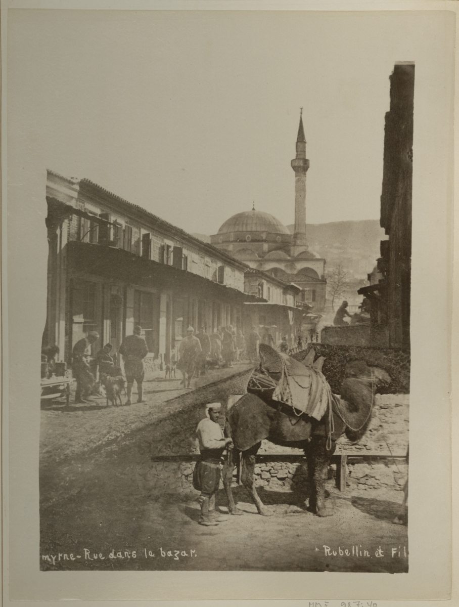 Vaade Osmanite impeeriumi aegsele Smyrna linna tänavale ja mošeele 1897.a.