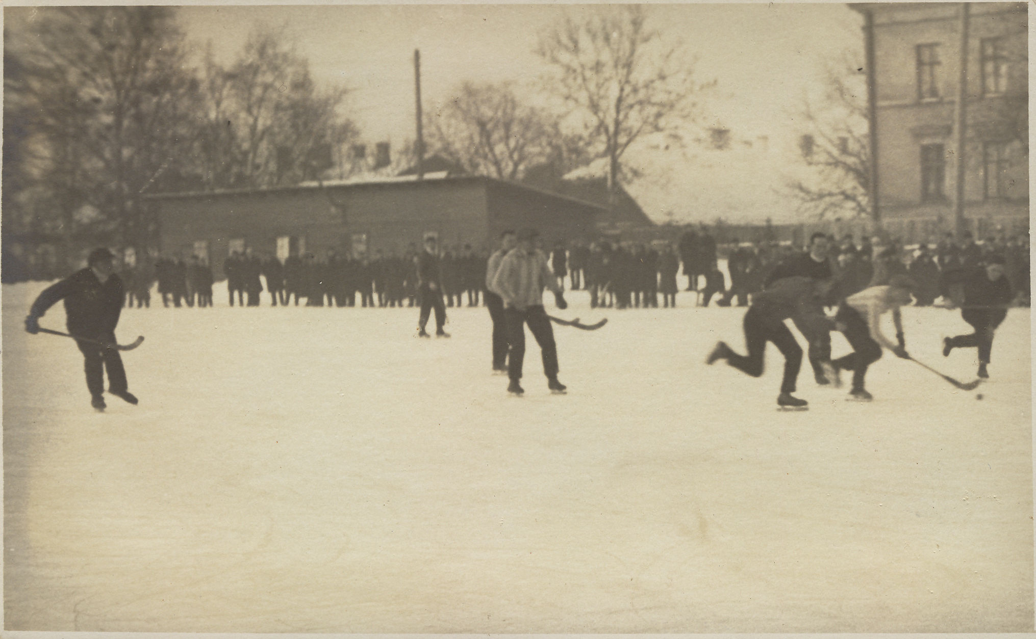 Jääpallimäng 1920. aastail