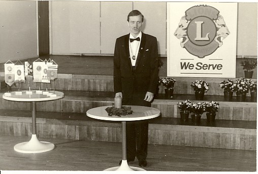 foto, Vello Talviste Lions klubi kokkutulekul Paides 1992.a.
