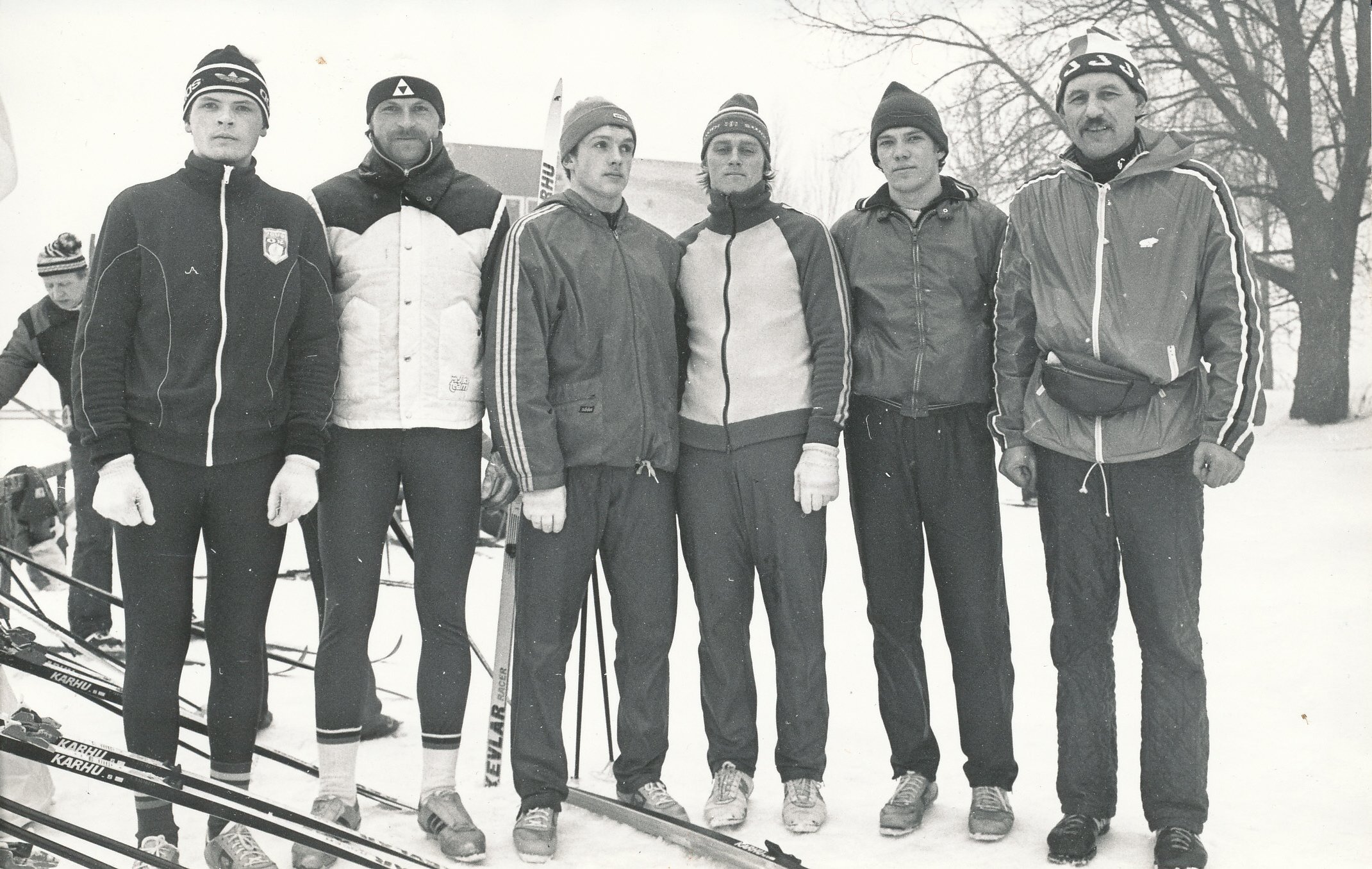 Photo. Võru team at the ENSV Championships in breaking landscape in Otepääl in 1982.
