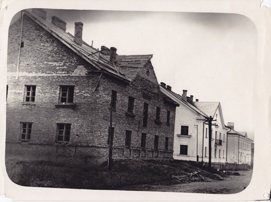 Narva. Eludemajade ehitamine