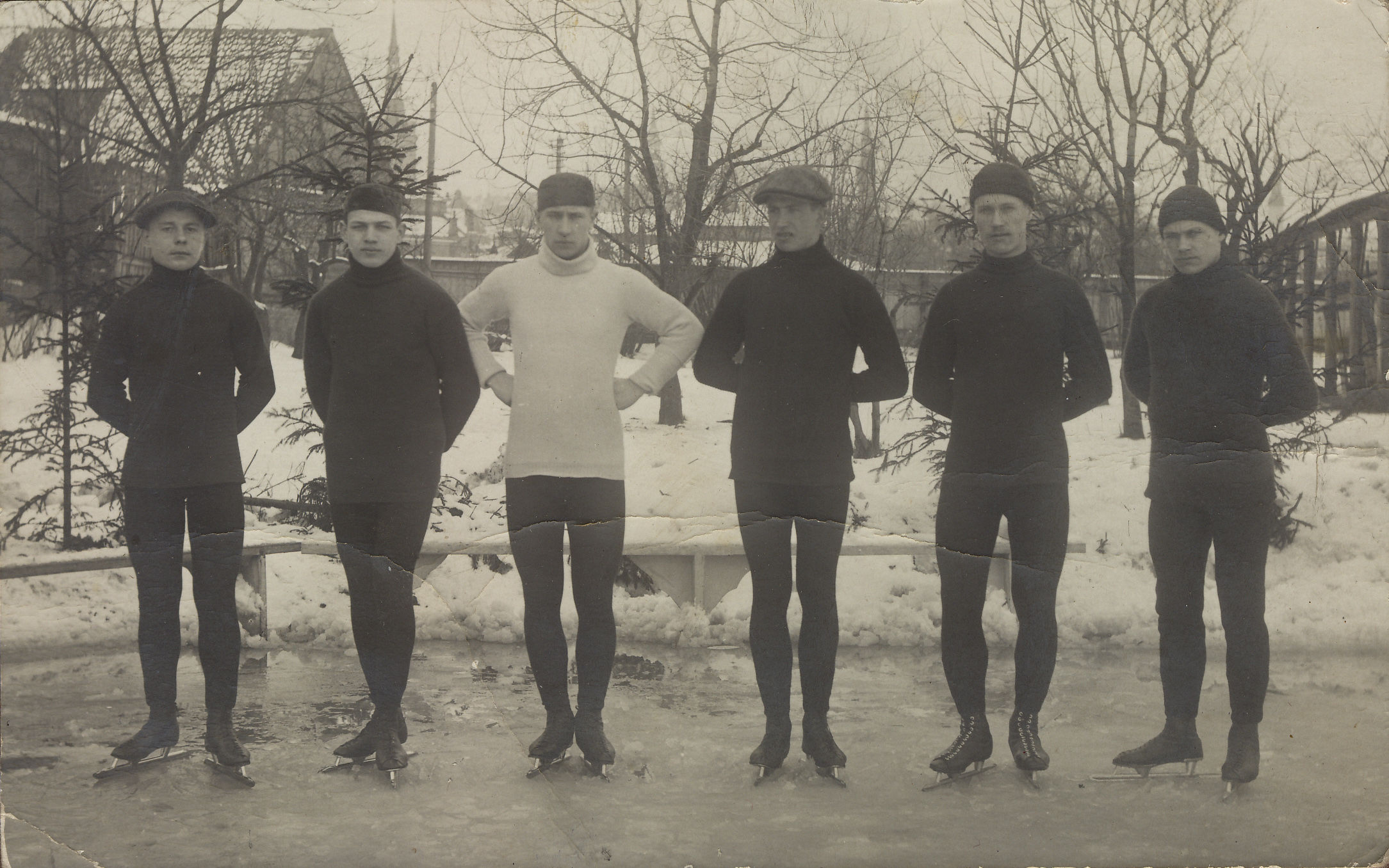 Grupp Eesti kiiruisutajaid ca 1916