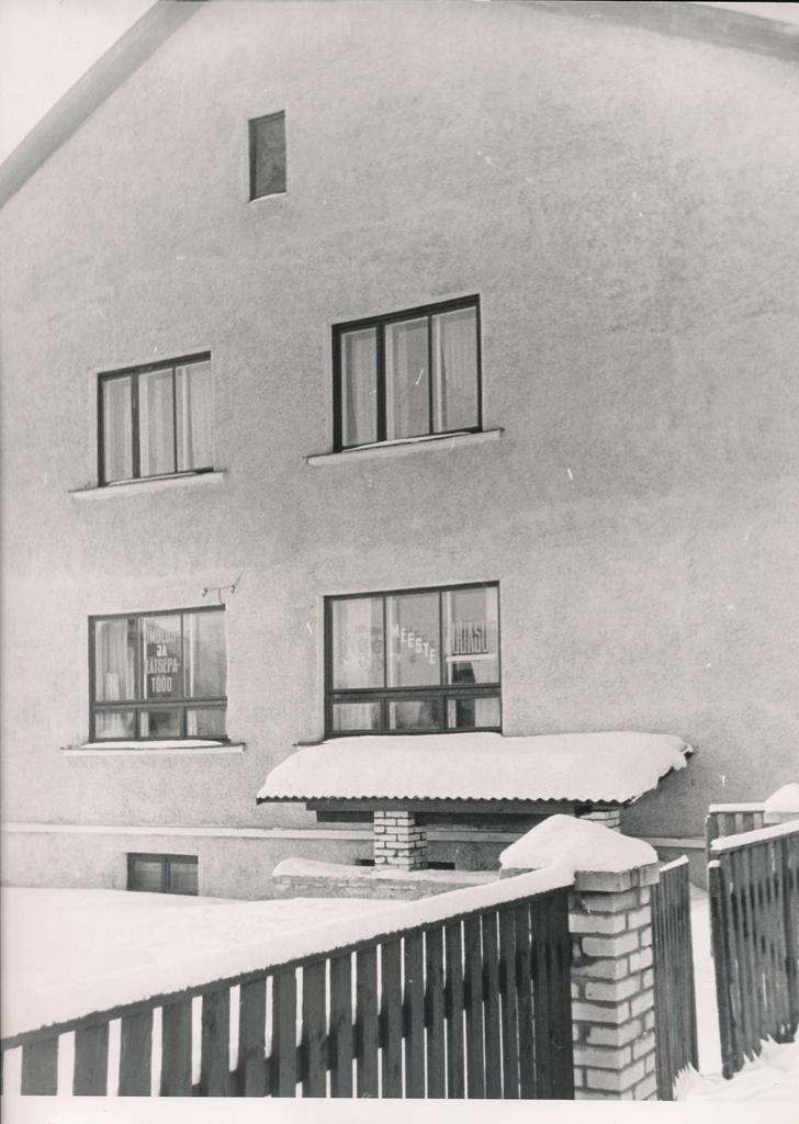 Foto. Võru Tööstuskombinaat "Tamula" teenustööde paviljon Vastseliinas 1965.a.