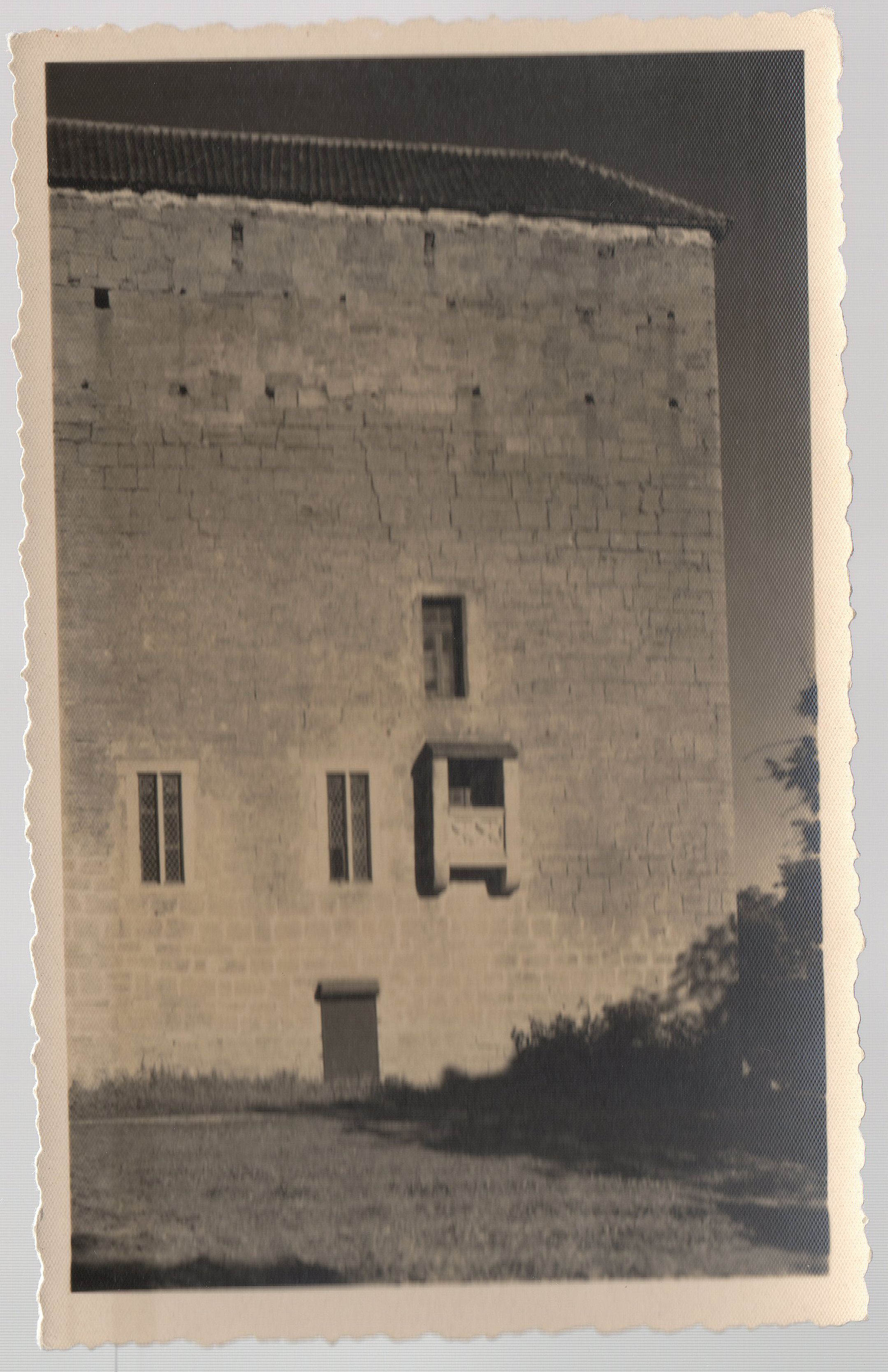 Kuressaare linnus: vaade osale loodefassaadist