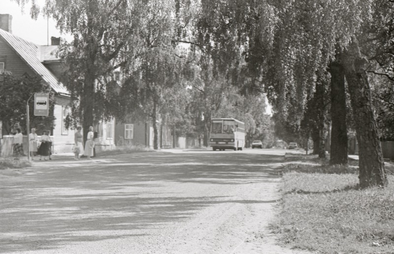 Vaade Rakverele, Tartu tänav